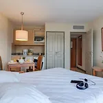 Hotell Sowell Ardeche Grospierres