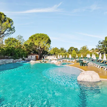Sowell Ardeche فندق 3*
